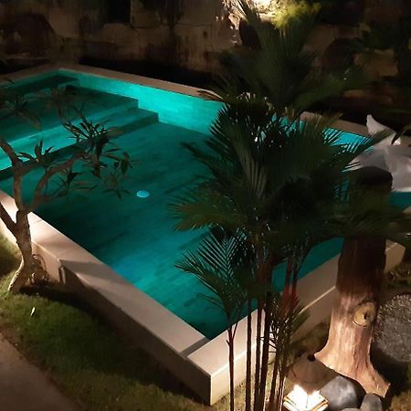 Devata Giri Leilighet Uluwatu Eksteriør bilde